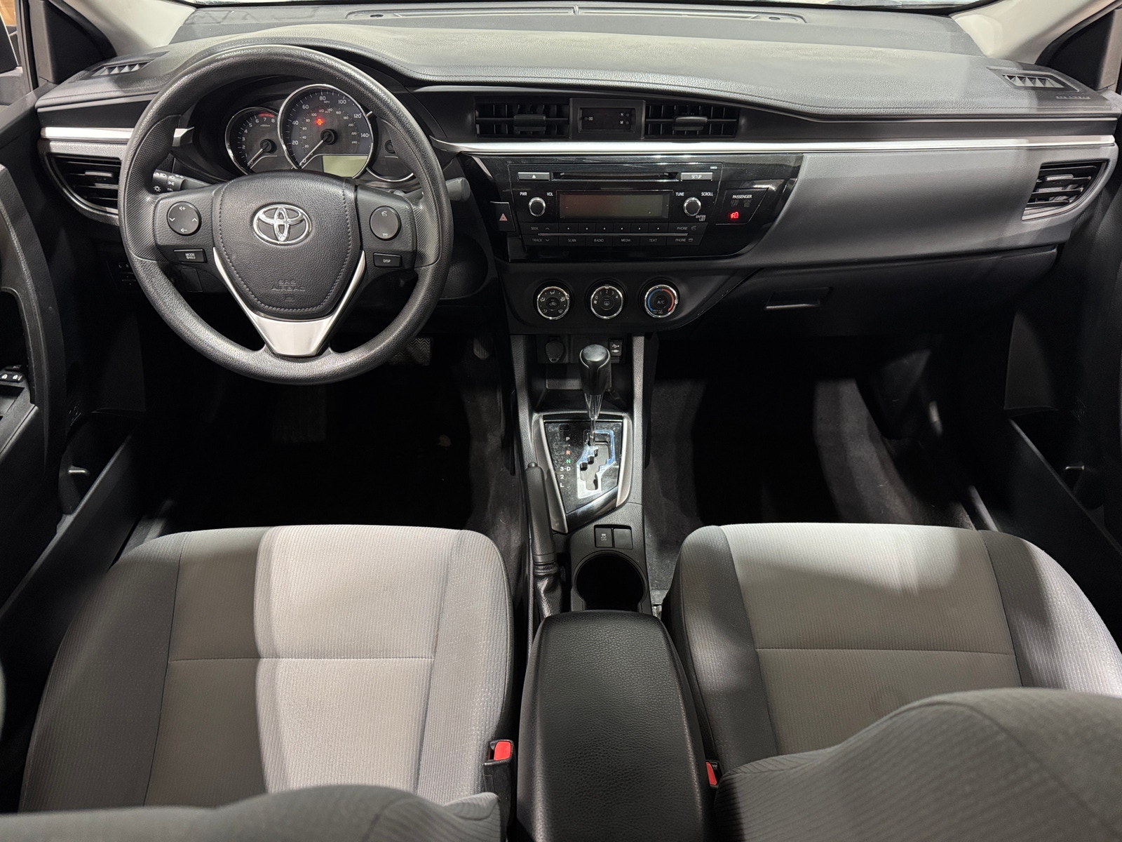 Thumbnail: 2015 Toyota Corolla - 3