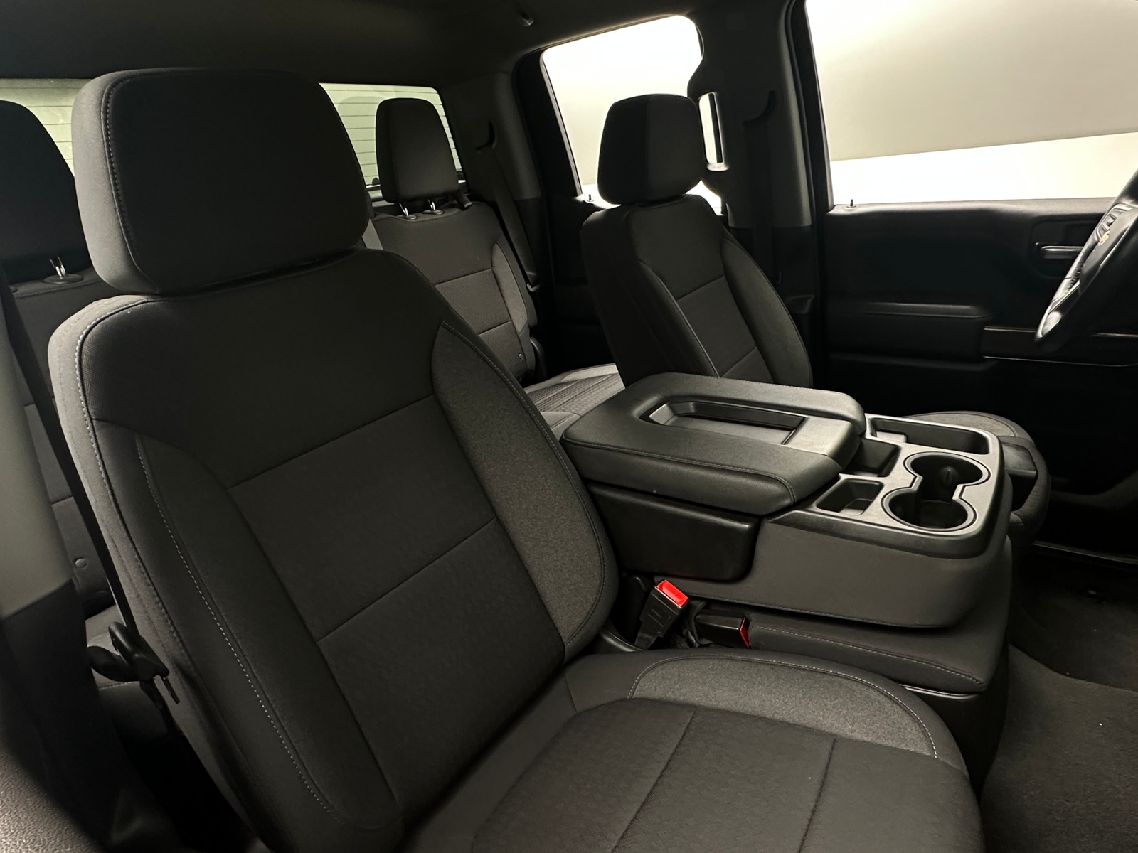 Thumbnail: 2022 Chevrolet Silverado 1500 - 2