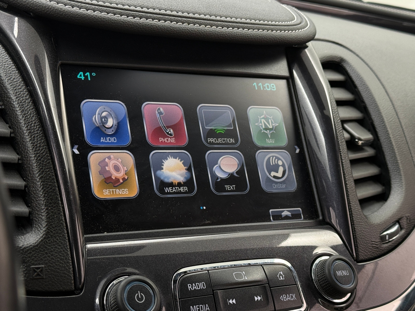 Thumbnail: 2017 Chevrolet Impala - 3