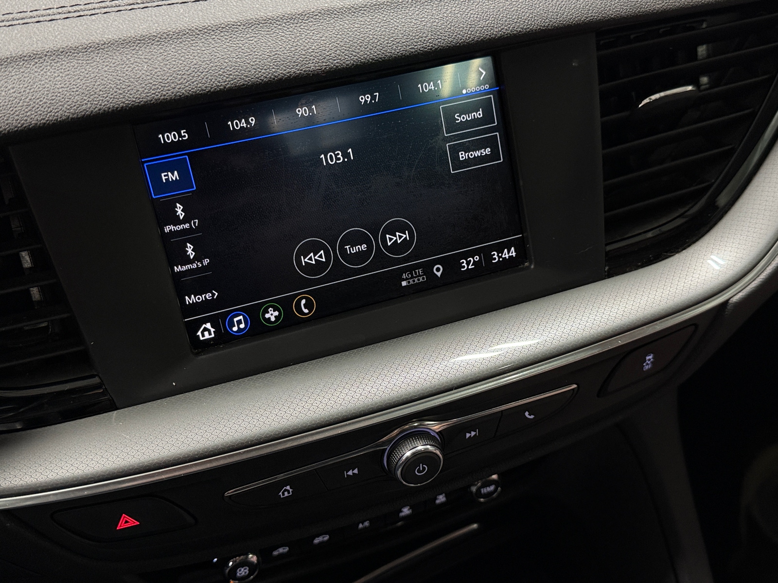 Thumbnail: 2019 Buick Regal - 4