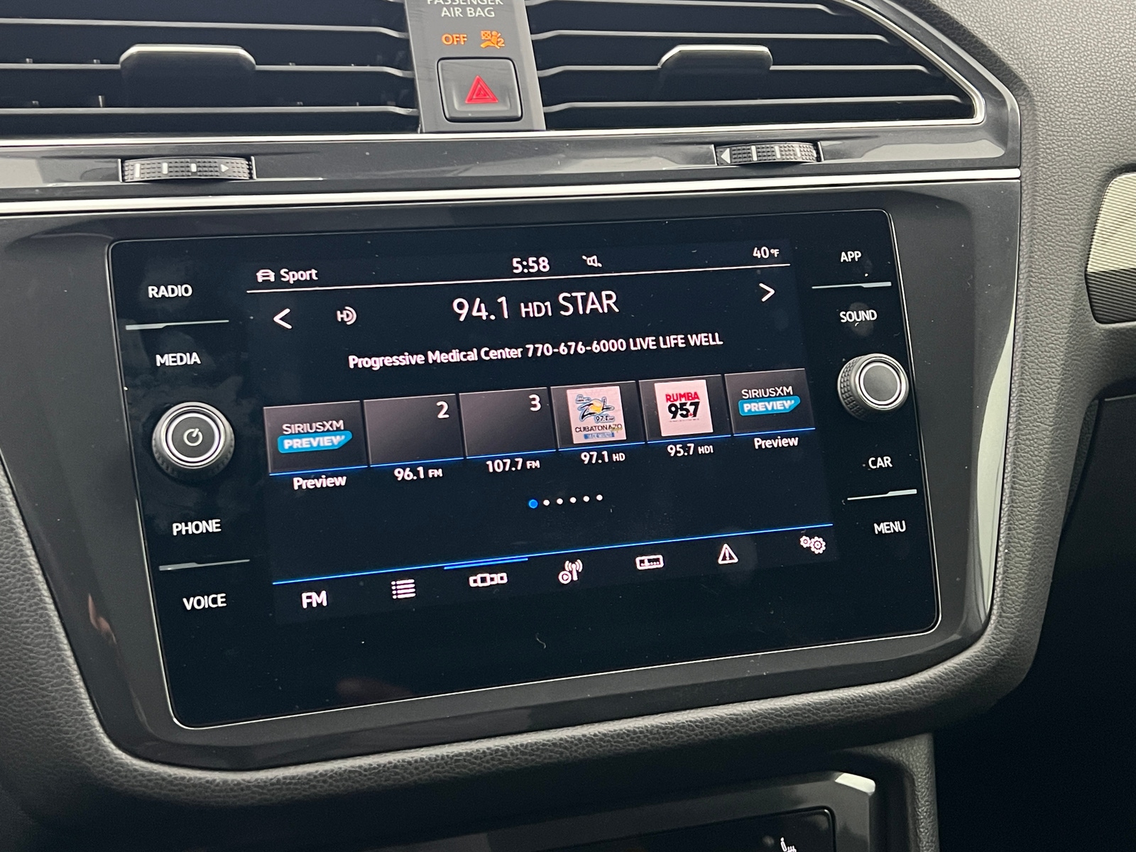 Thumbnail: 2024 Volkswagen Tiguan - 3