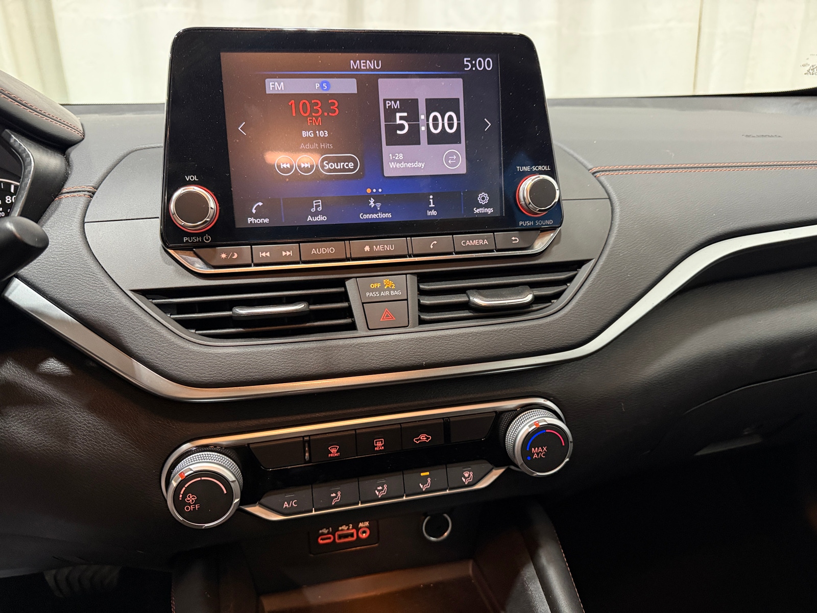 Thumbnail: 2019 Nissan Altima - 4