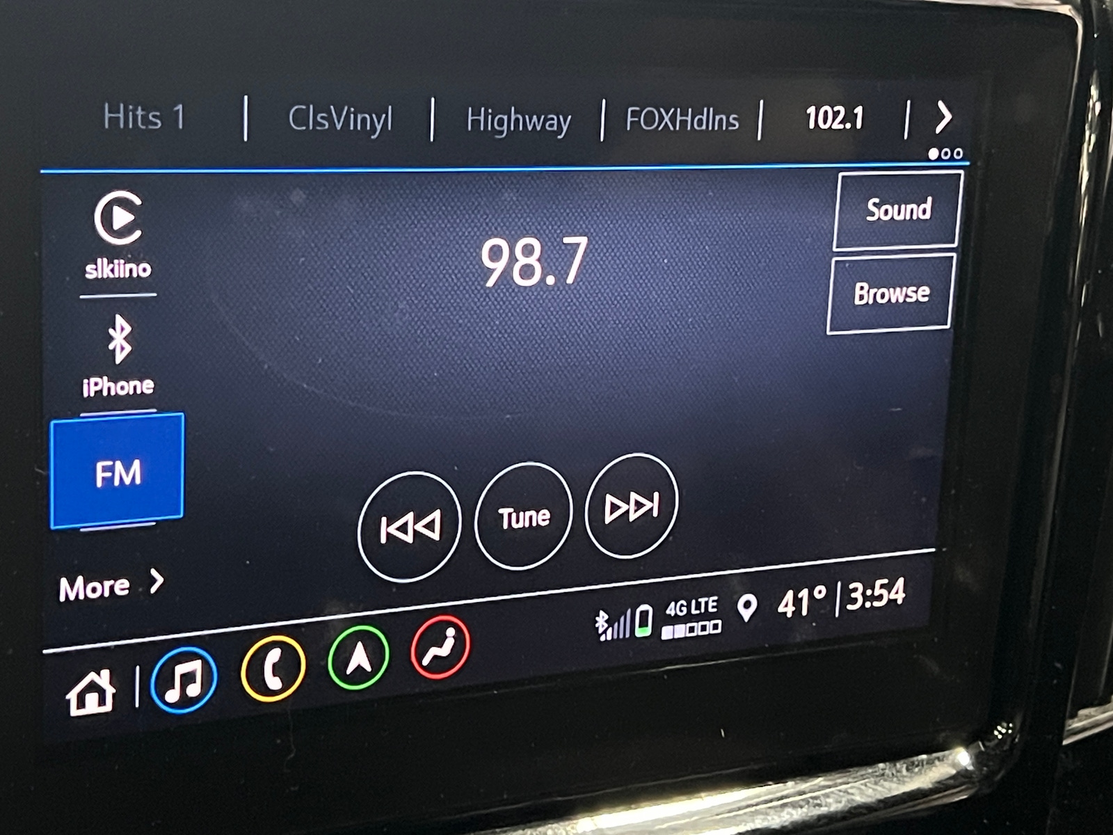 Thumbnail: 2023 Chevrolet Traverse - 3