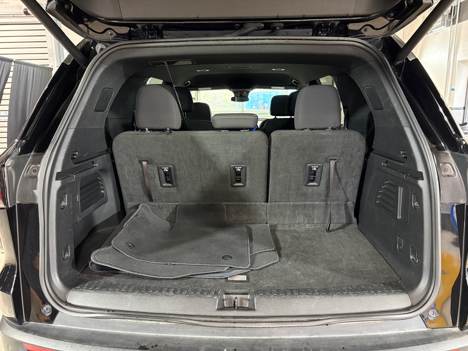 Thumbnail: 2024 Chevrolet Traverse - 7