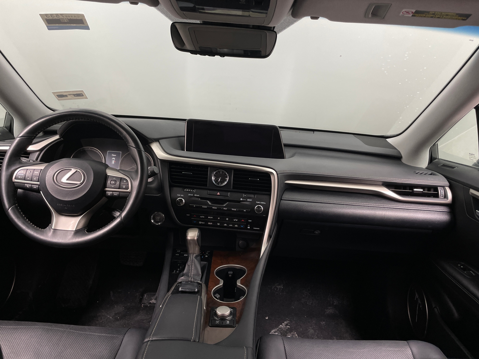 Thumbnail: 2017 Lexus RX - 3