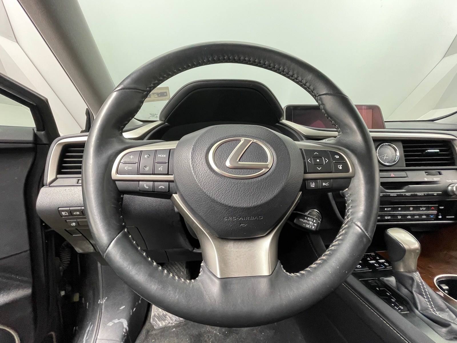 Thumbnail: 2017 Lexus RX - 5