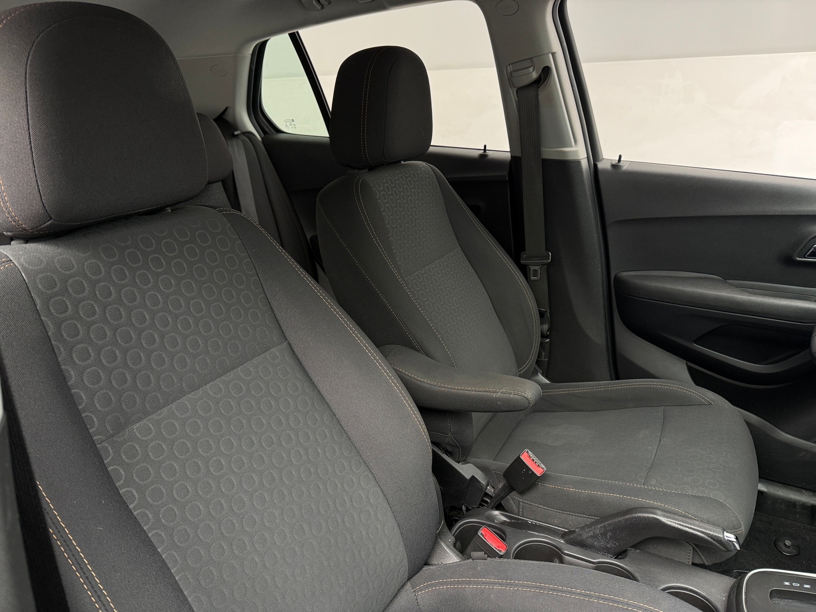 Thumbnail: 2020 Chevrolet Trax - 2