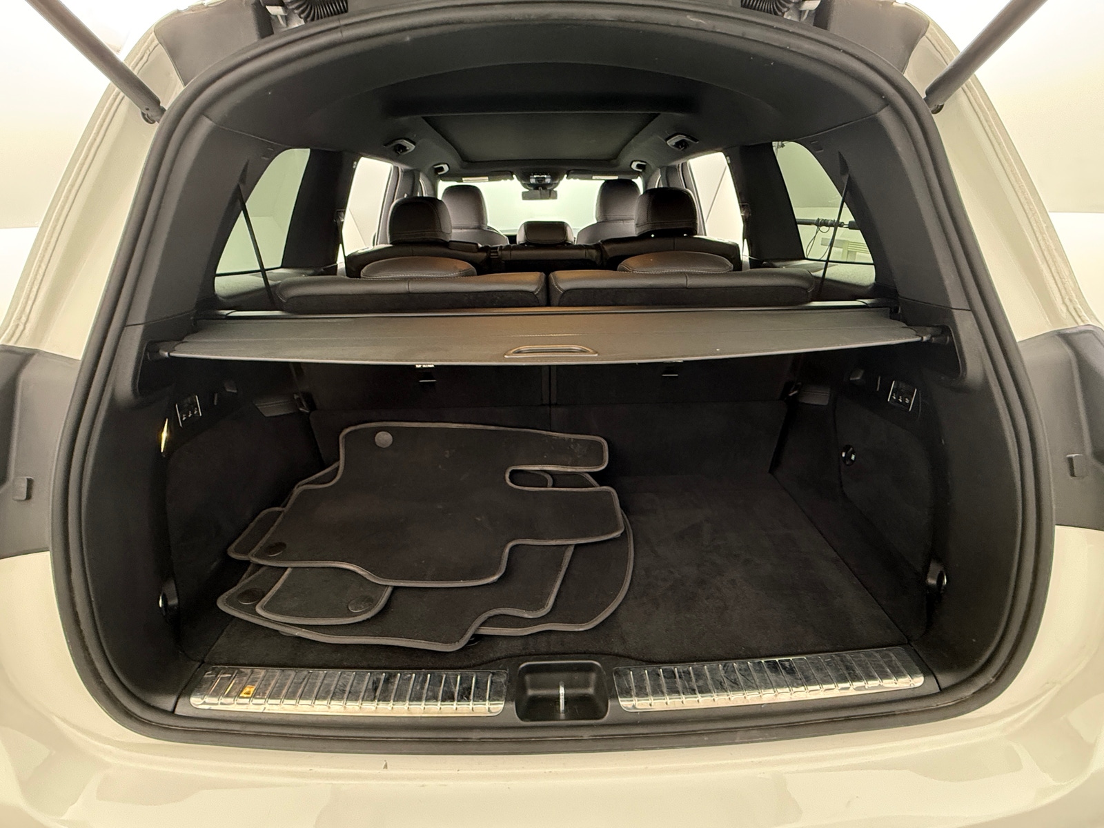 Thumbnail: 2024 Mercedes-Benz GLS - 6