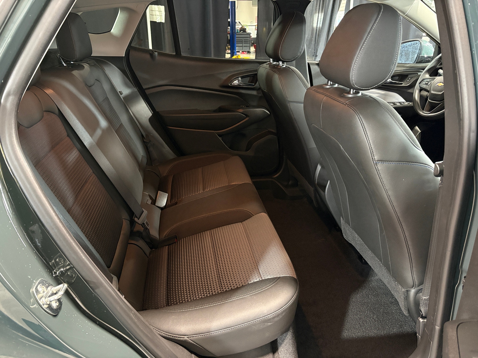 Thumbnail: 2025 Chevrolet Trax - 6