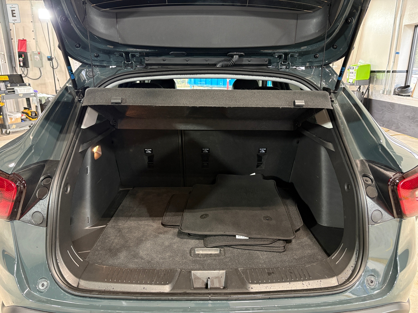 Thumbnail: 2025 Chevrolet Trax - 7