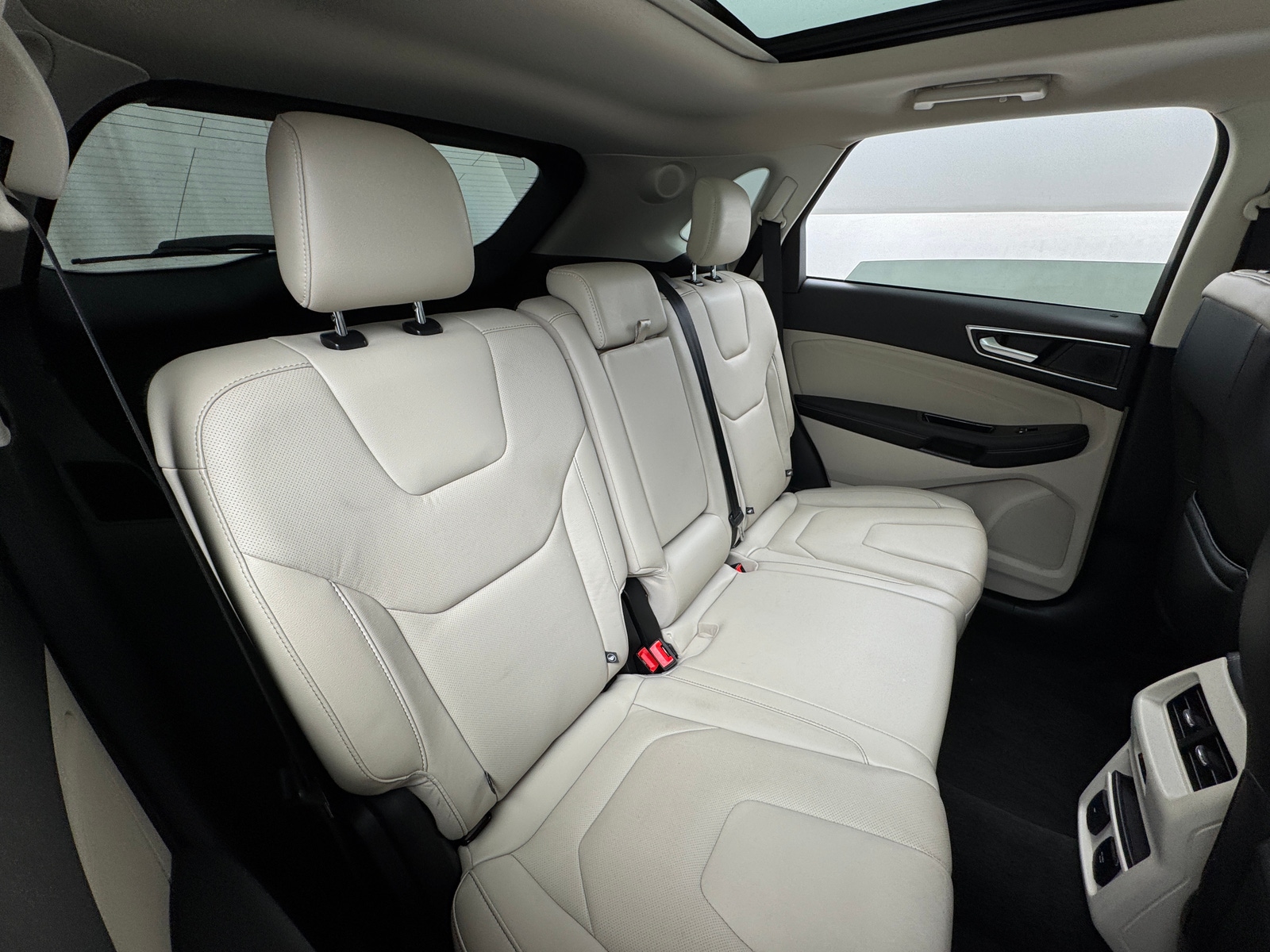 Thumbnail: 2019 Ford Edge - 5