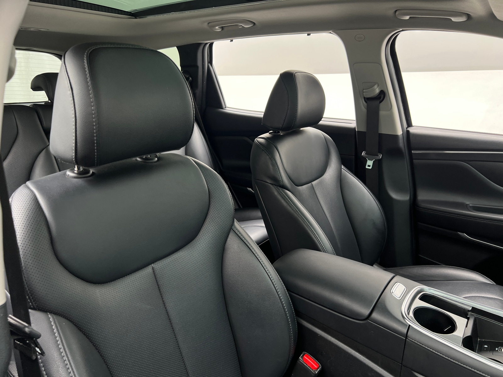 Thumbnail: 2023 Hyundai Santa Fe - 2