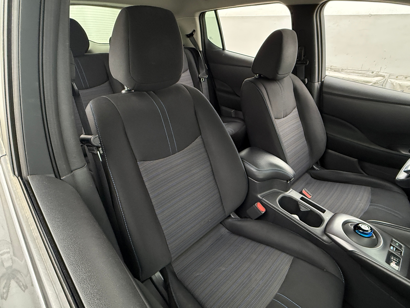 Thumbnail: 2022 Nissan Leaf - 2