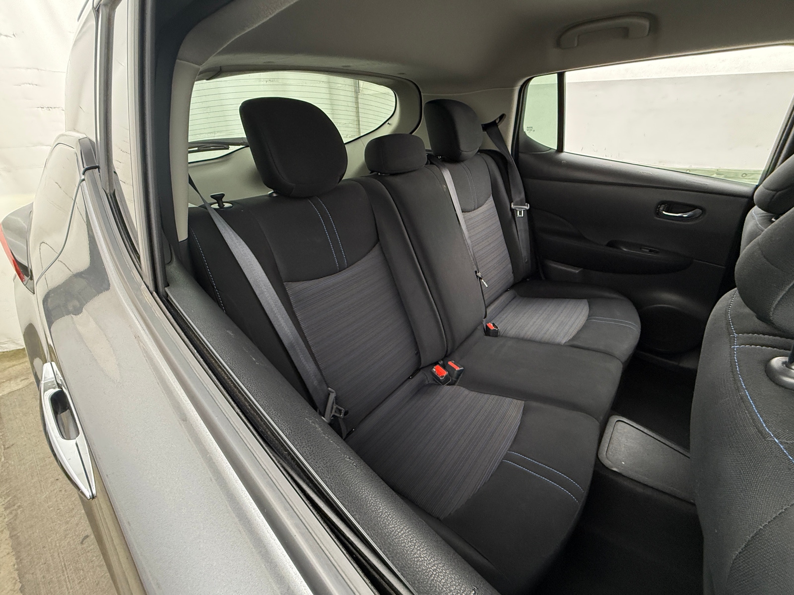 Thumbnail: 2022 Nissan Leaf - 6