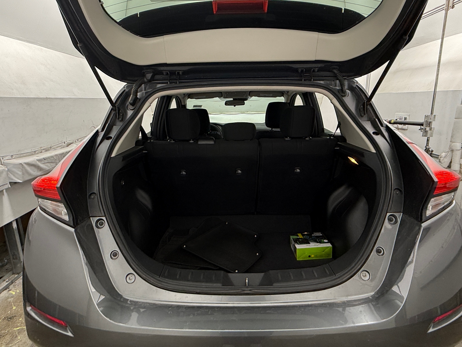 Thumbnail: 2022 Nissan Leaf - 7