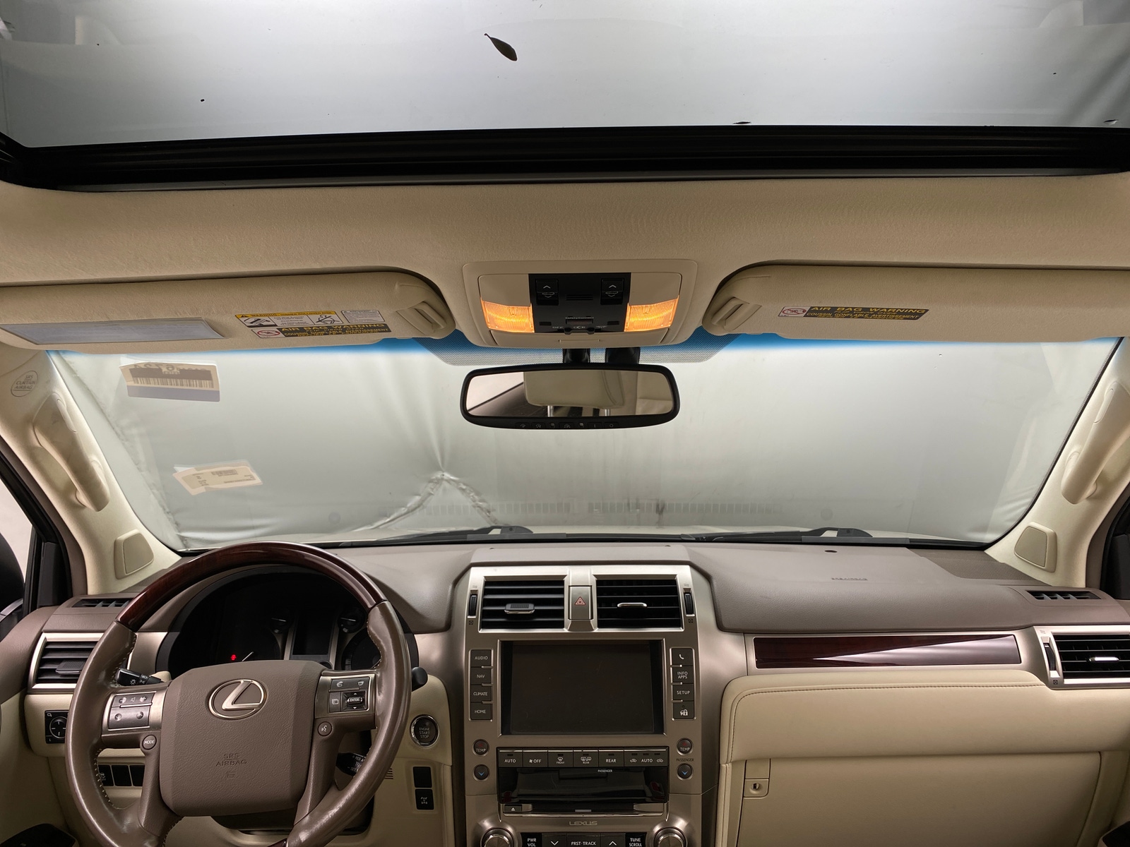 Thumbnail: 2016 Lexus GX - 2