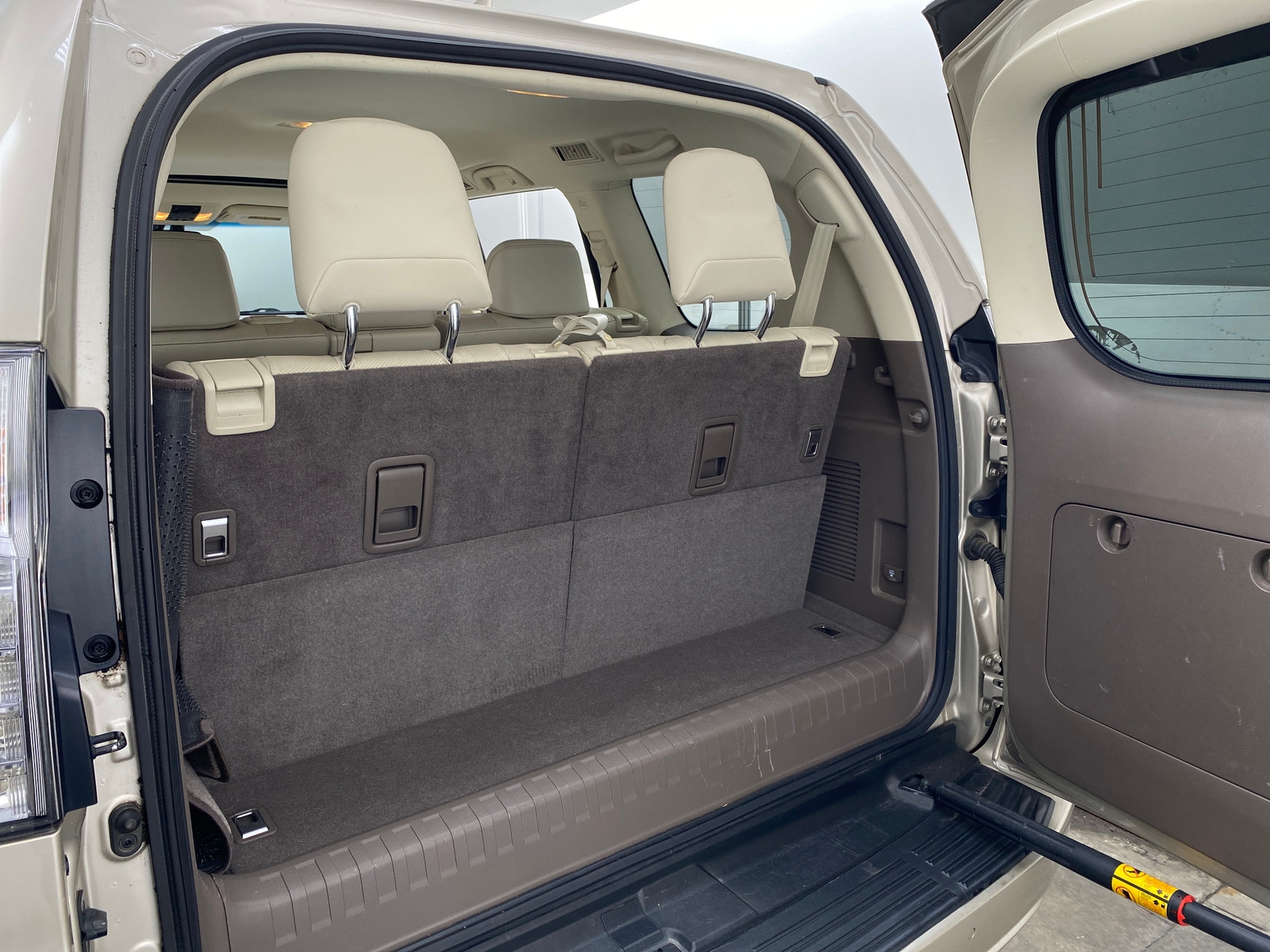 Thumbnail: 2016 Lexus GX - 6