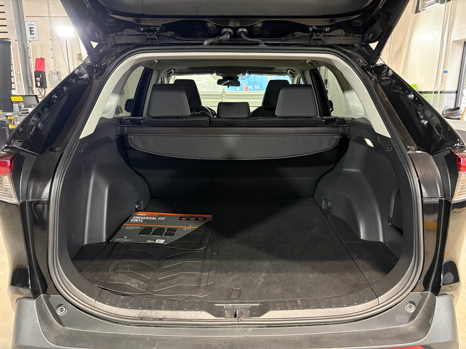 Thumbnail: 2025 Toyota RAV4 - 7