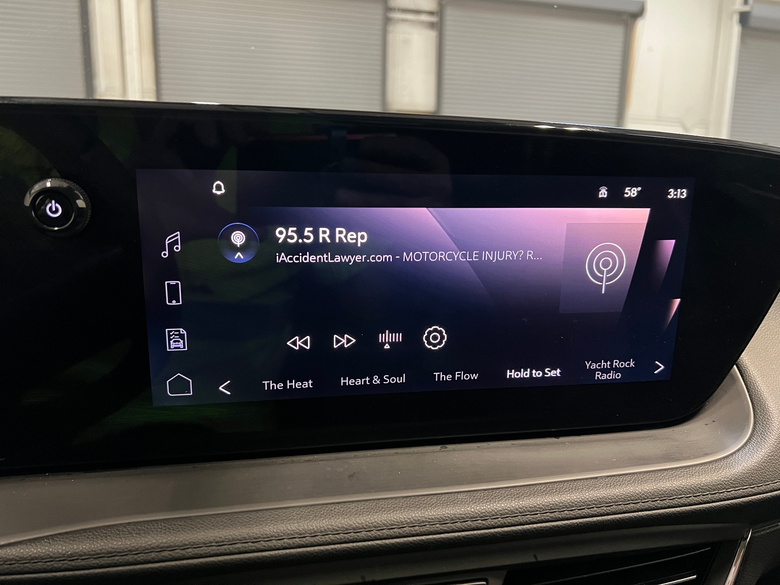 Thumbnail: 2025 Buick Encore GX - 3