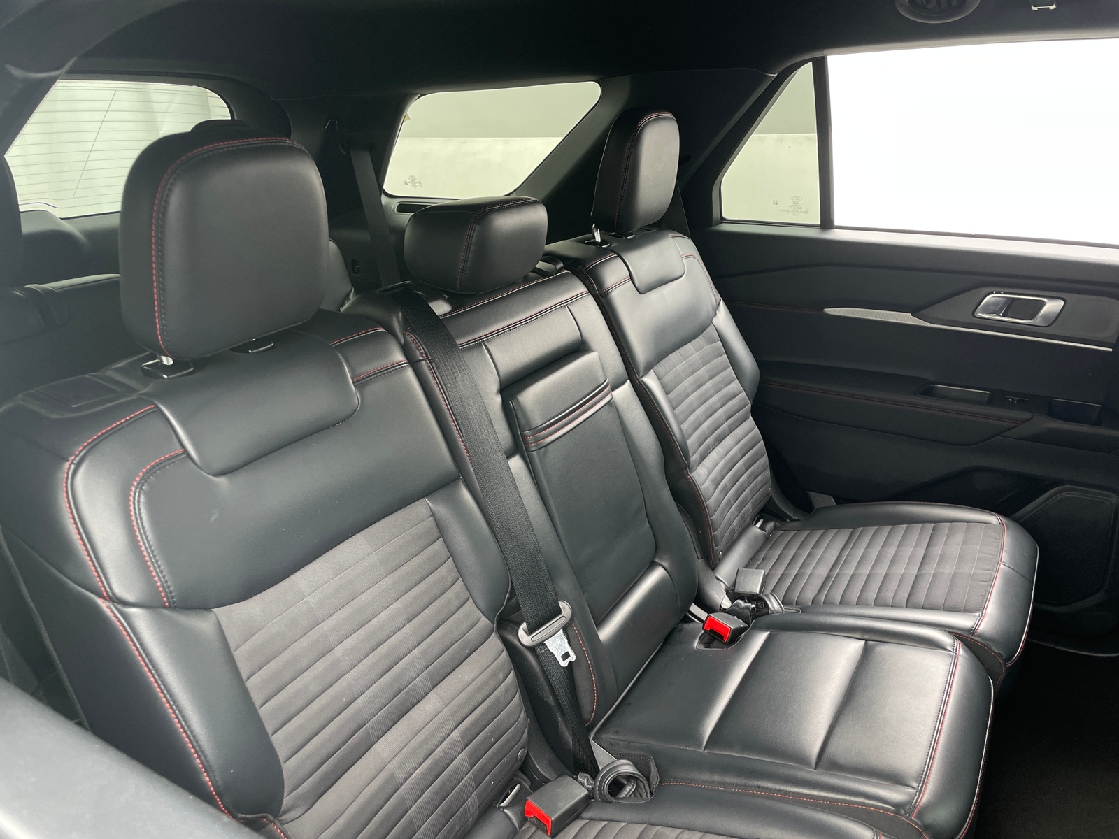 Thumbnail: 2025 Ford Explorer - 5