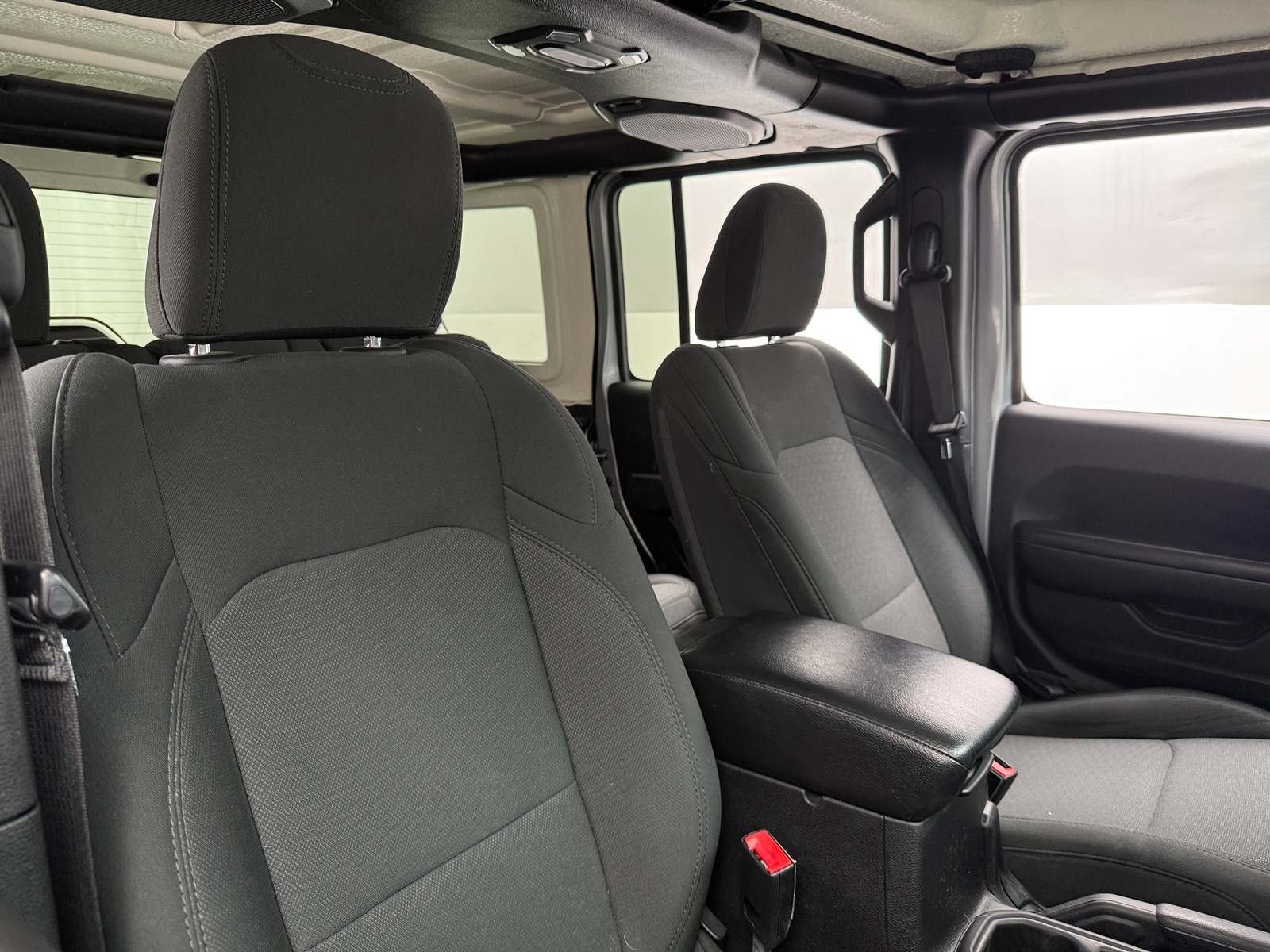 Thumbnail: 2019 Jeep Wrangler - 2