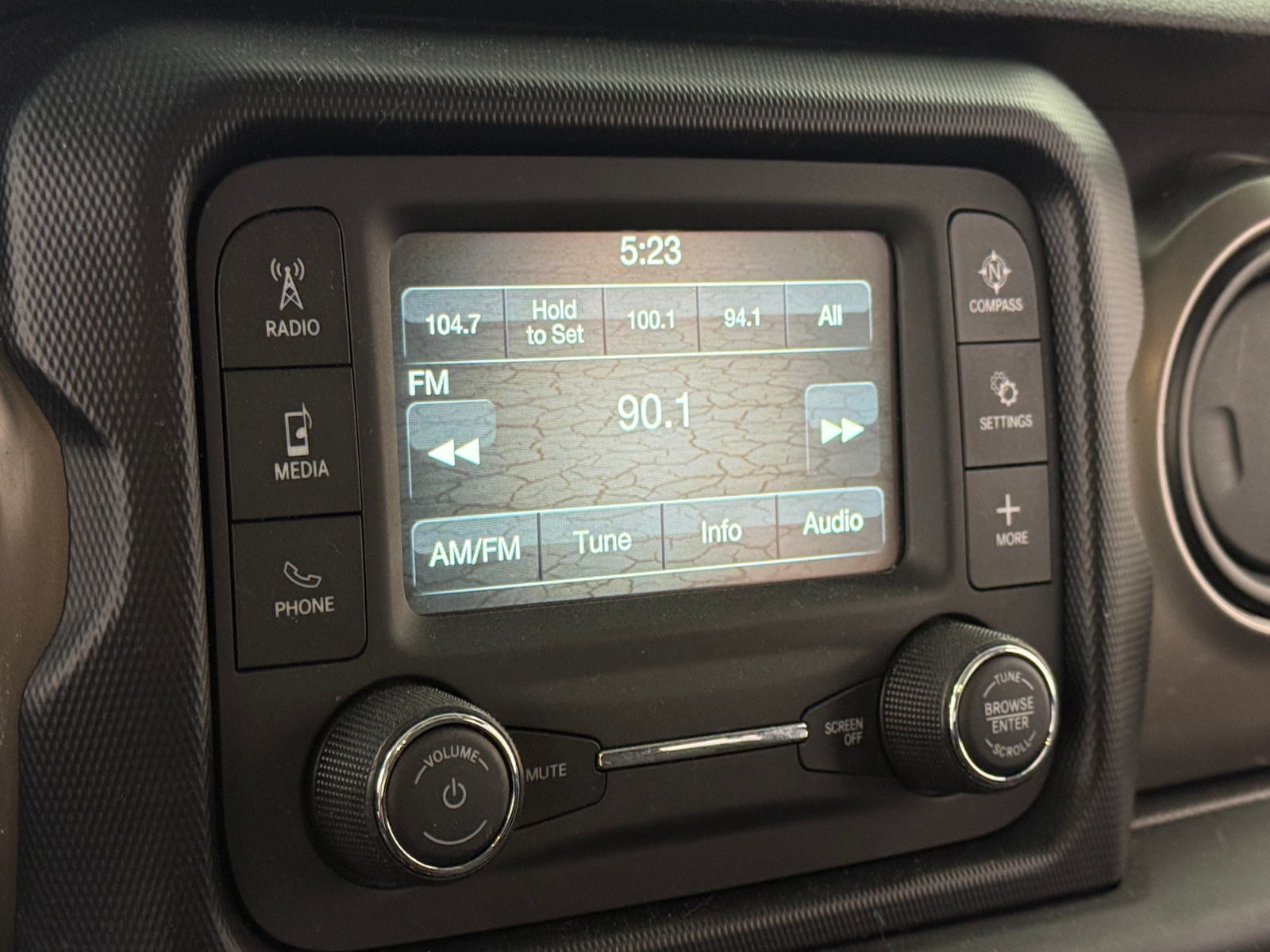 Thumbnail: 2019 Jeep Wrangler - 4