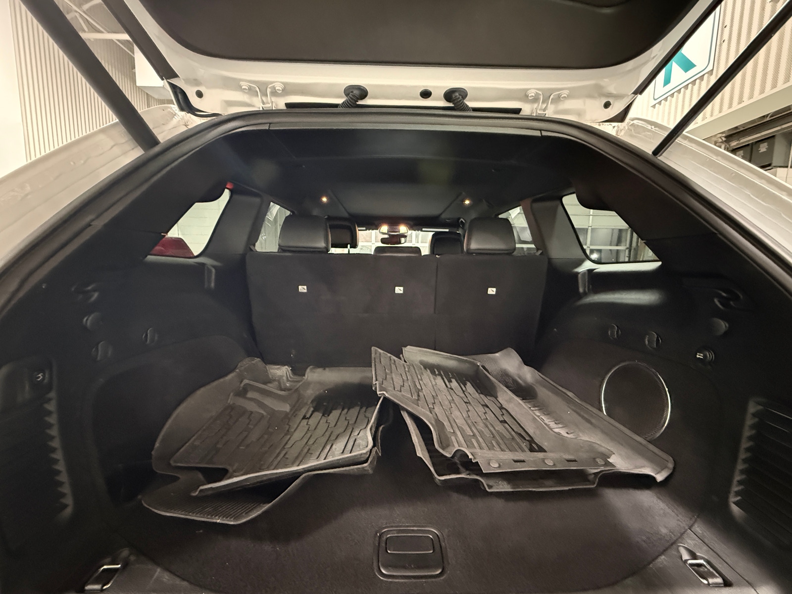 Thumbnail: 2019 Jeep Grand Cherokee - 6