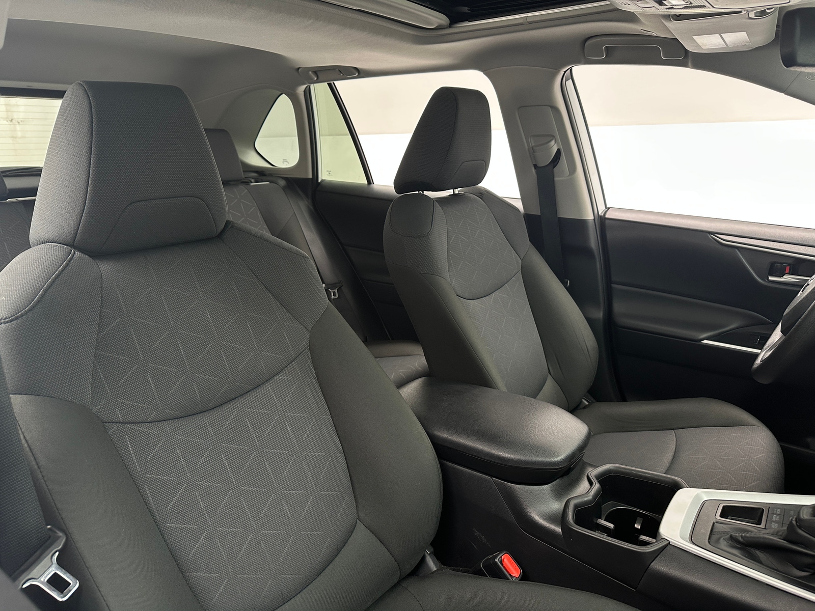 Thumbnail: 2025 Toyota RAV4 - 2