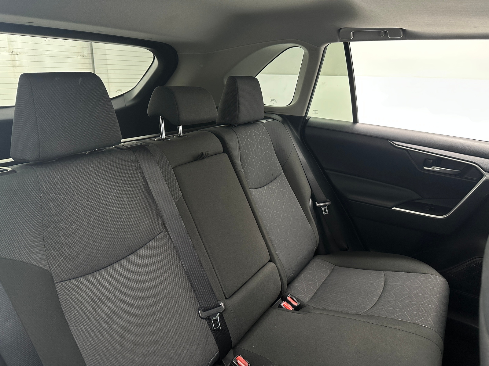 Thumbnail: 2025 Toyota RAV4 - 6