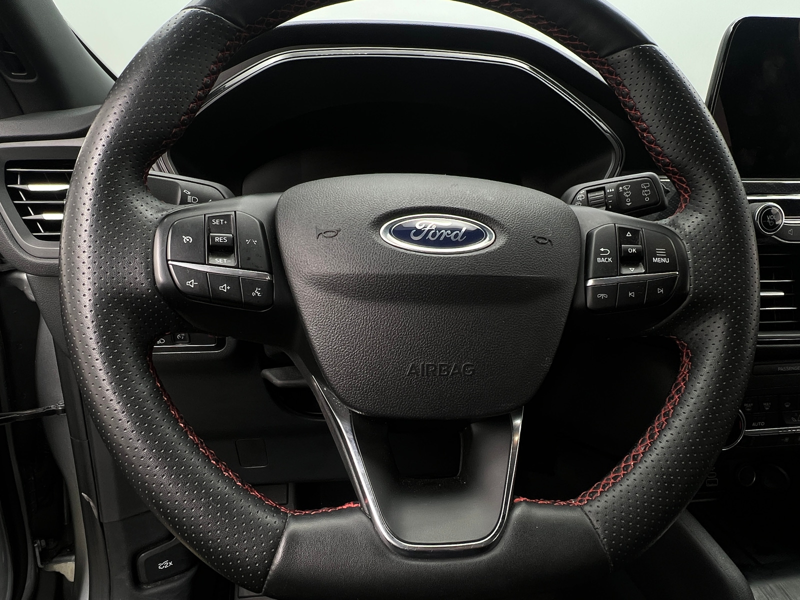 Thumbnail: 2024 Ford Escape - 4