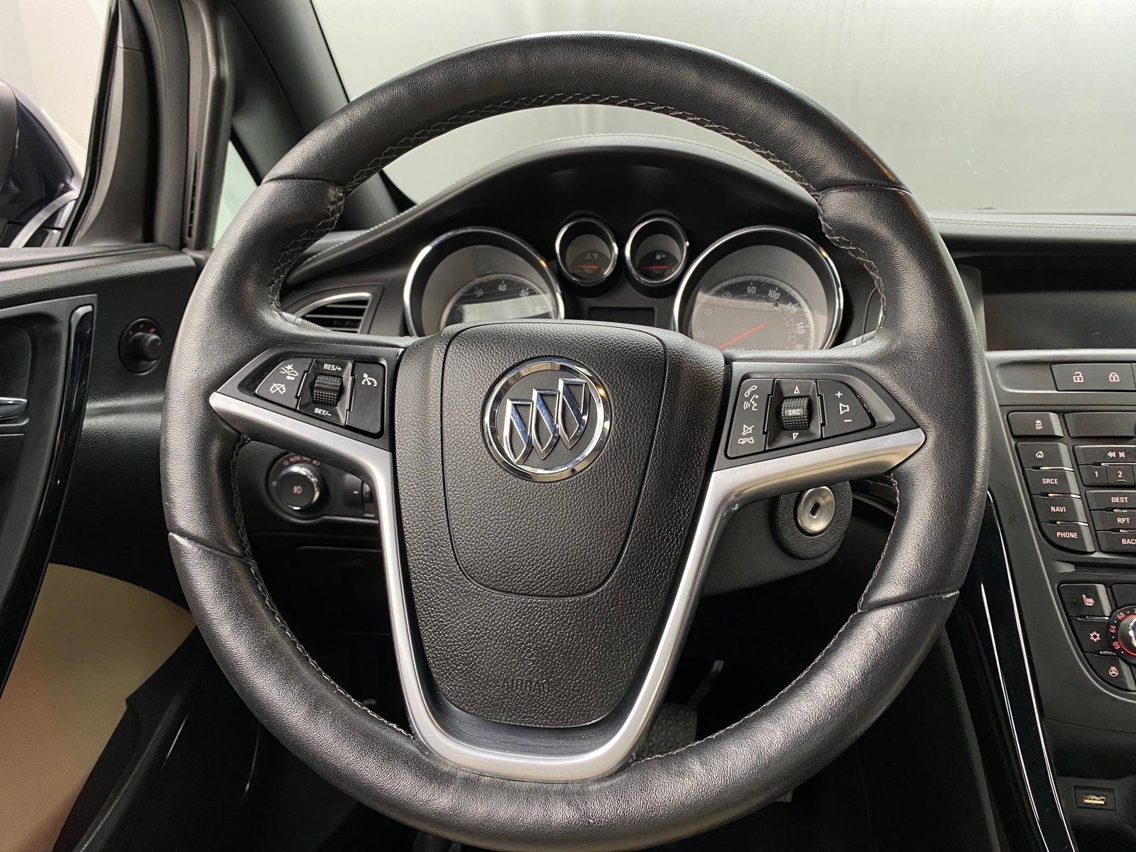 Thumbnail: 2019 Buick Cascada - 4