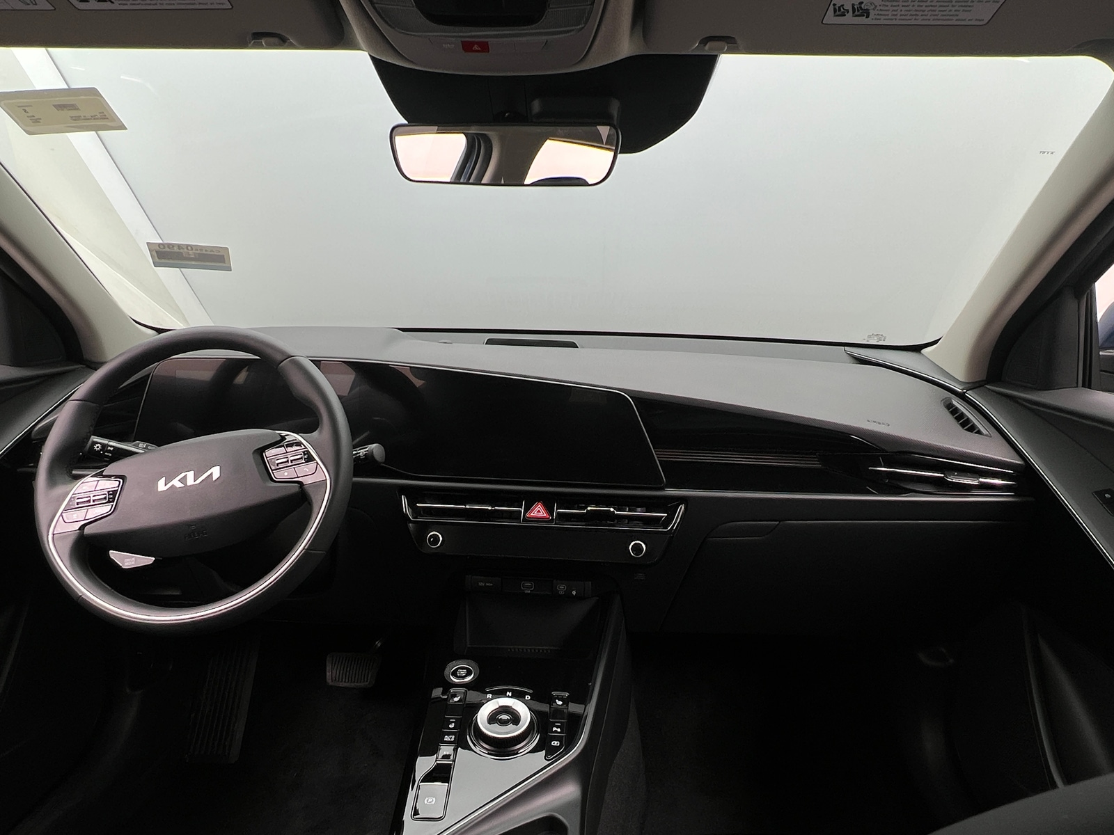 Thumbnail: 2024 Kia Niro - 2