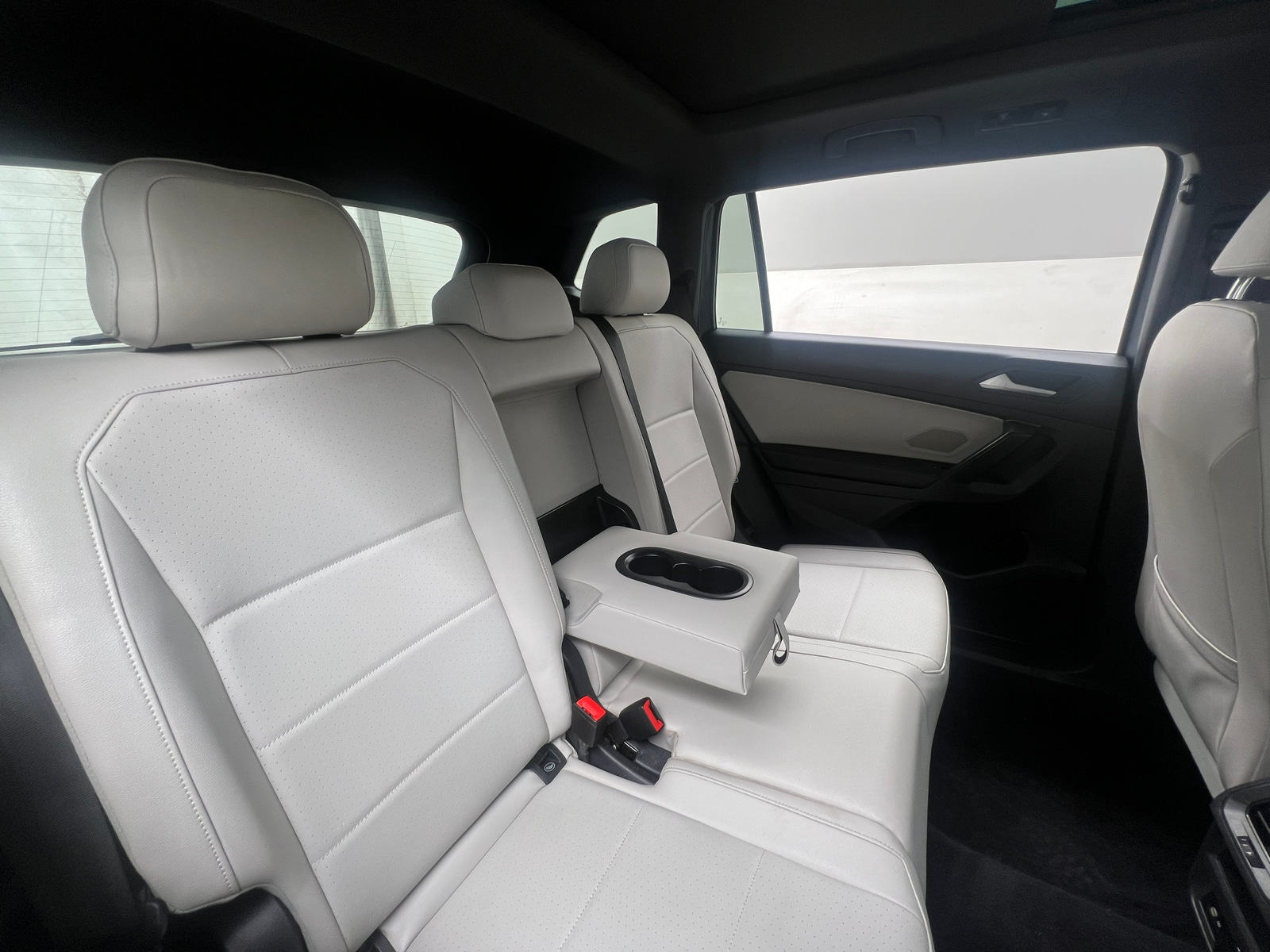 Thumbnail: 2021 Volkswagen Tiguan - 5