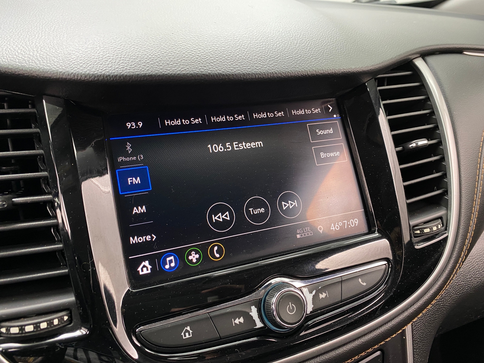 Thumbnail: 2020 Chevrolet Trax - 4