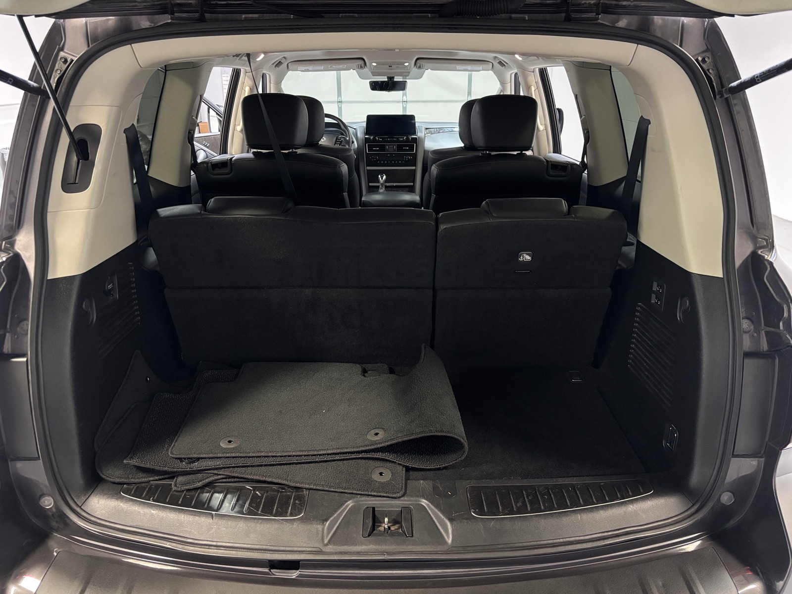 Thumbnail: 2024 INFINITI QX80 - 6