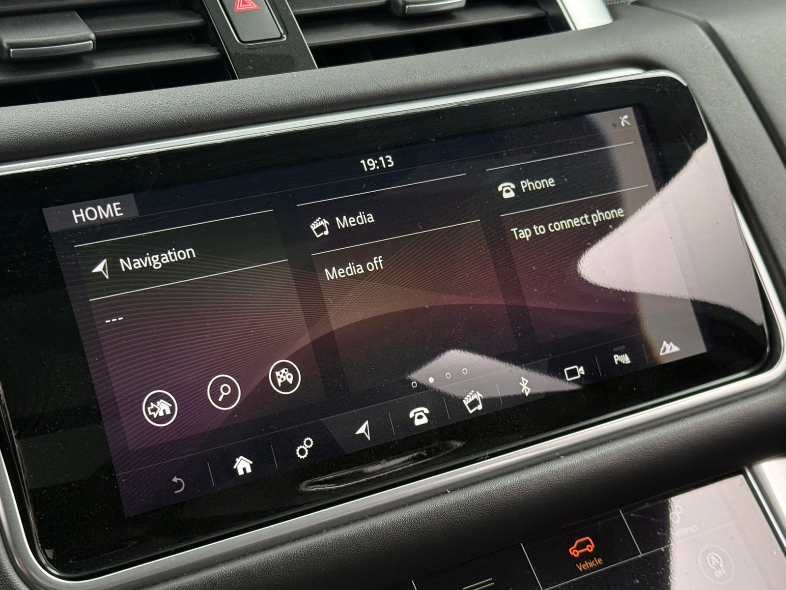 Thumbnail: 2019 Land Rover Range Rover Sport - 3