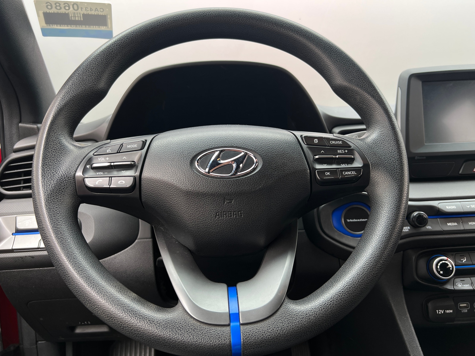 Thumbnail: 2019 Hyundai Veloster - 4