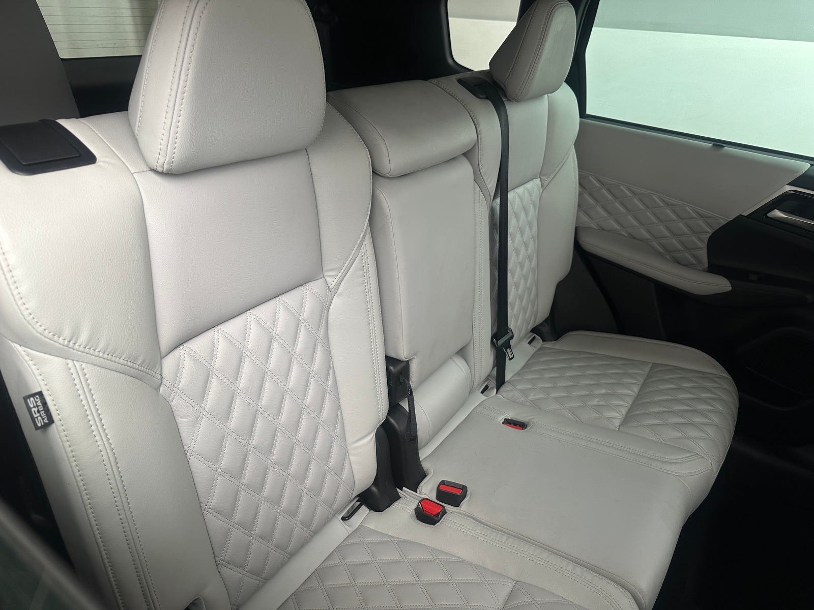 Thumbnail: 2023 Mitsubishi Outlander - 5