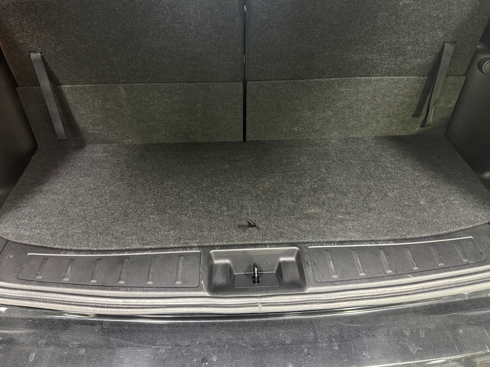 Thumbnail: 2023 Mitsubishi Outlander - 6