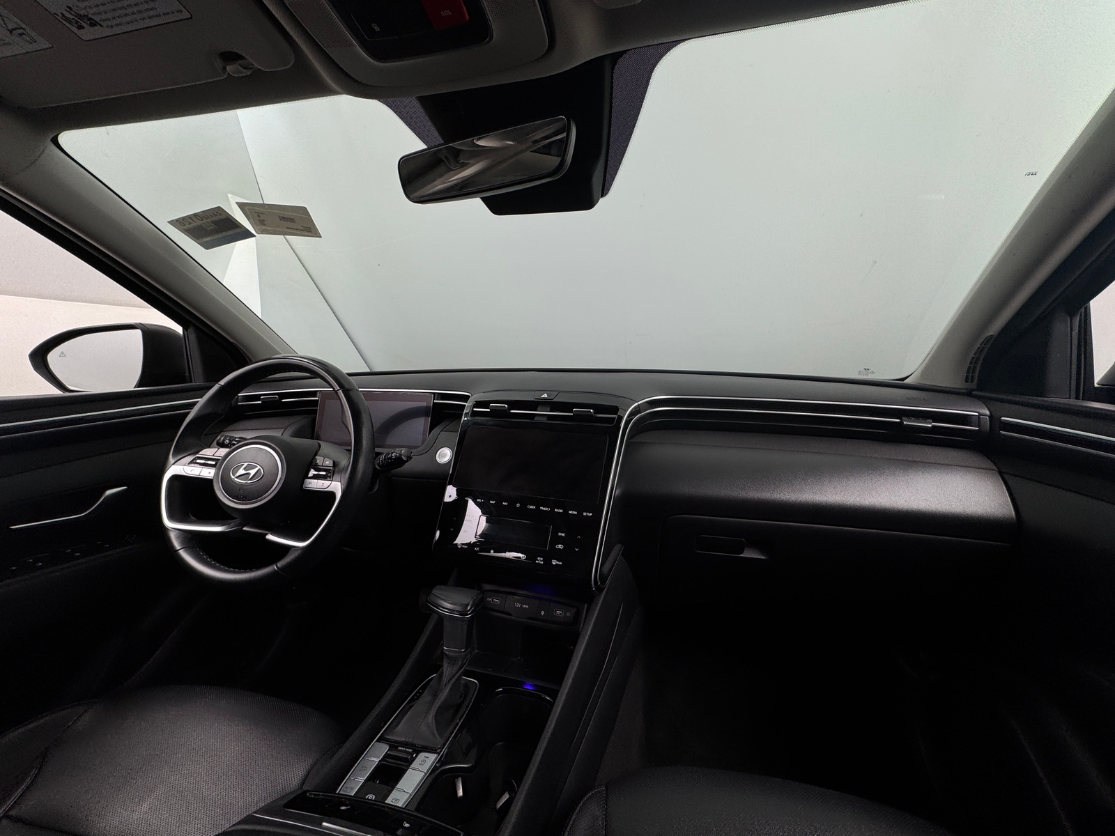 Thumbnail: 2024 Hyundai Tucson - 3