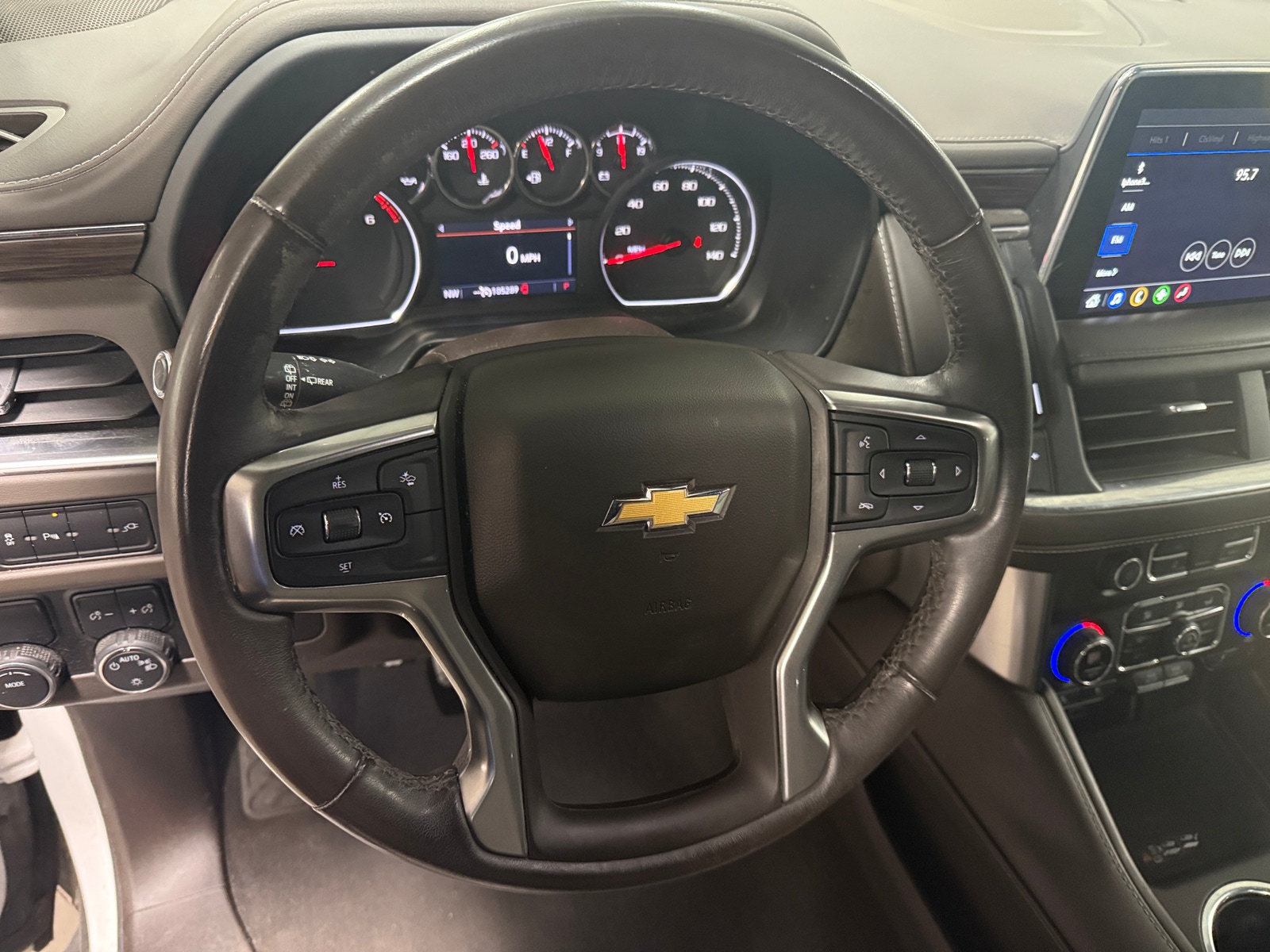 Thumbnail: 2021 Chevrolet Suburban - 4