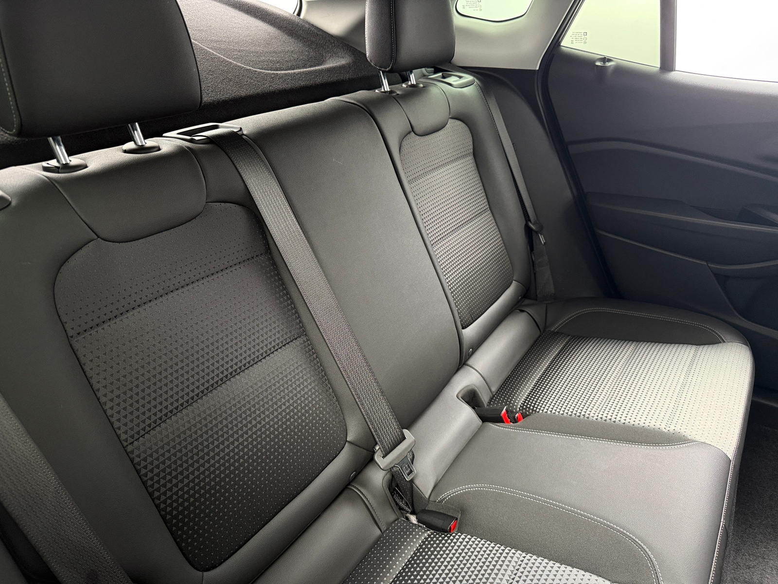 Thumbnail: 2025 Chevrolet Trax - 6