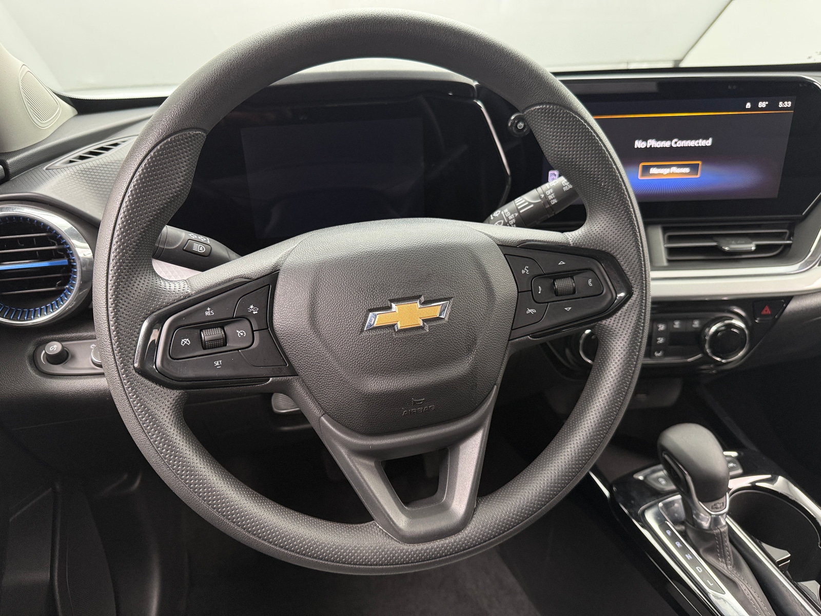 Thumbnail: 2025 Chevrolet Trax - 5