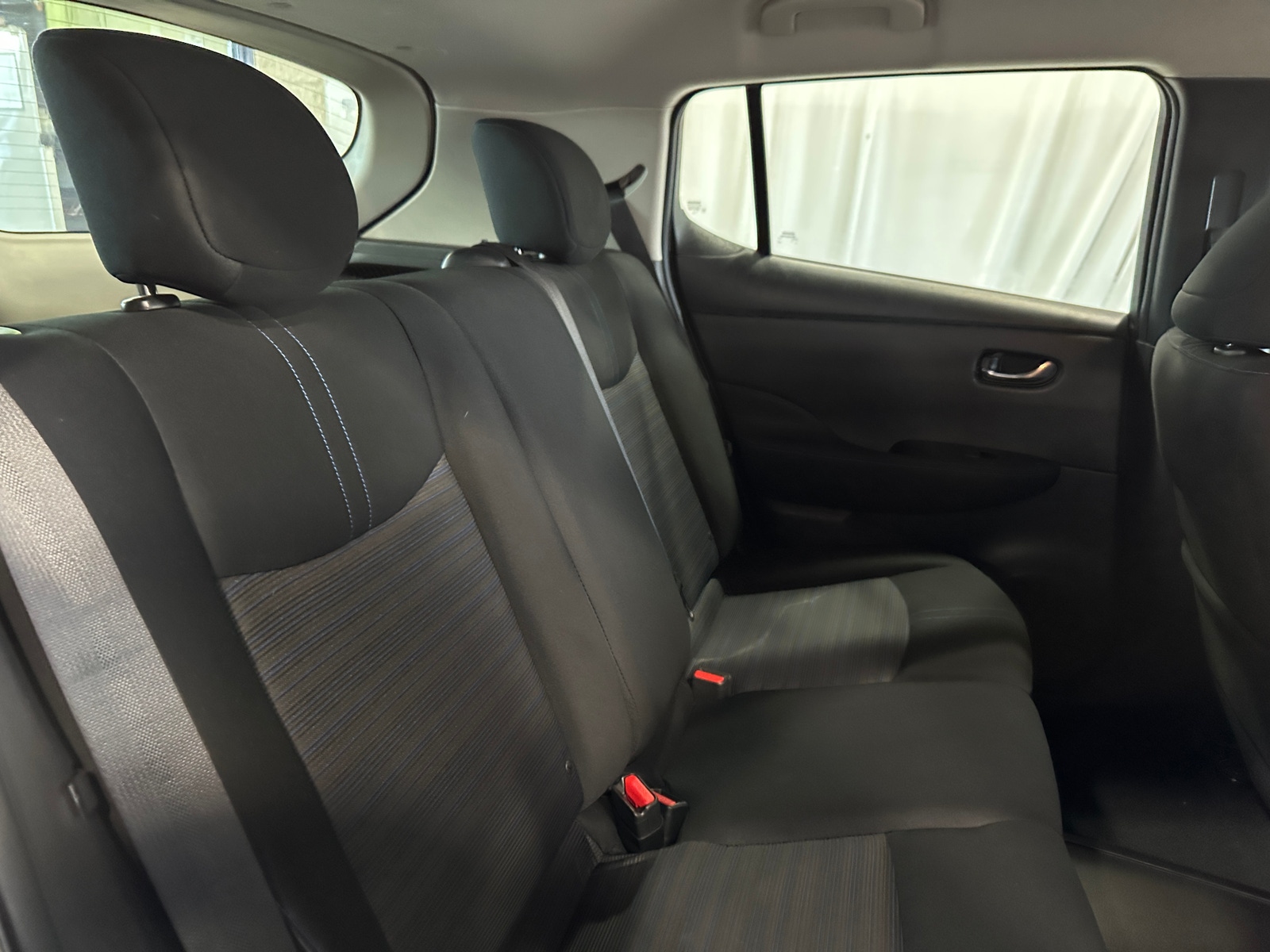 Thumbnail: 2018 Nissan Leaf - 6