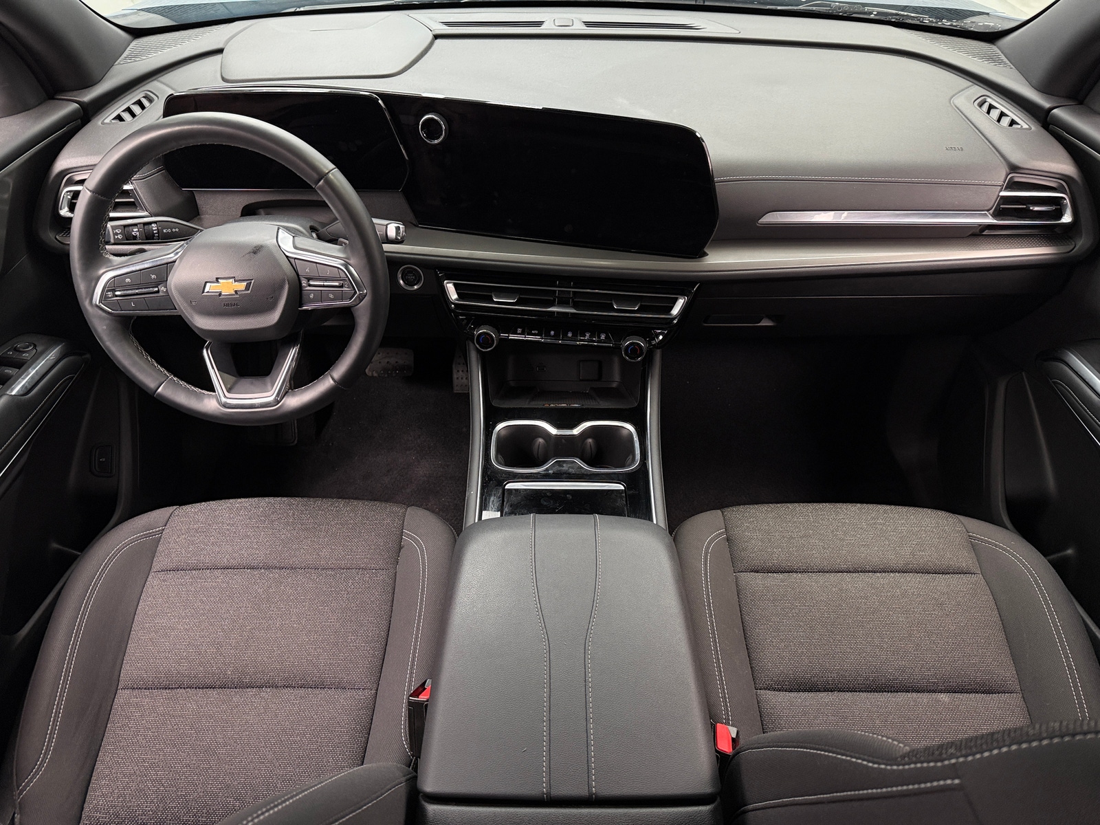 Thumbnail: 2024 Chevrolet Traverse - 3