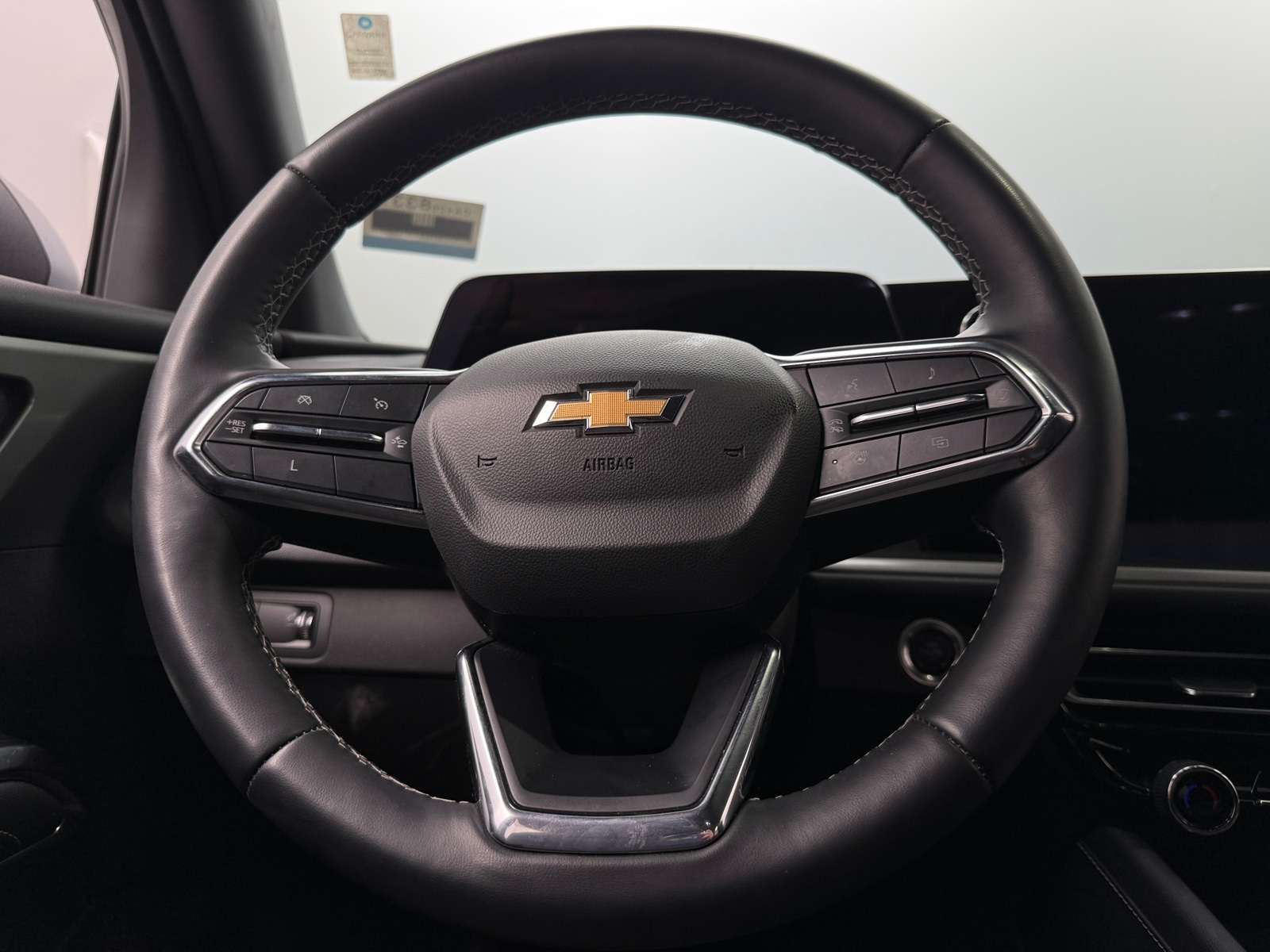 Thumbnail: 2024 Chevrolet Traverse - 5