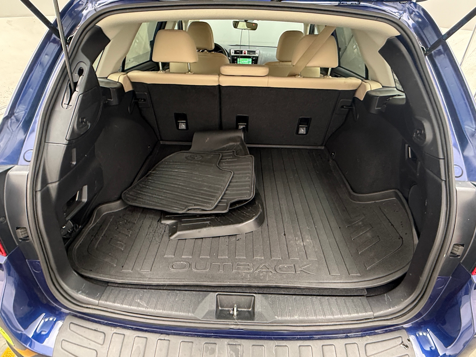 Thumbnail: 2017 Subaru Outback - 6