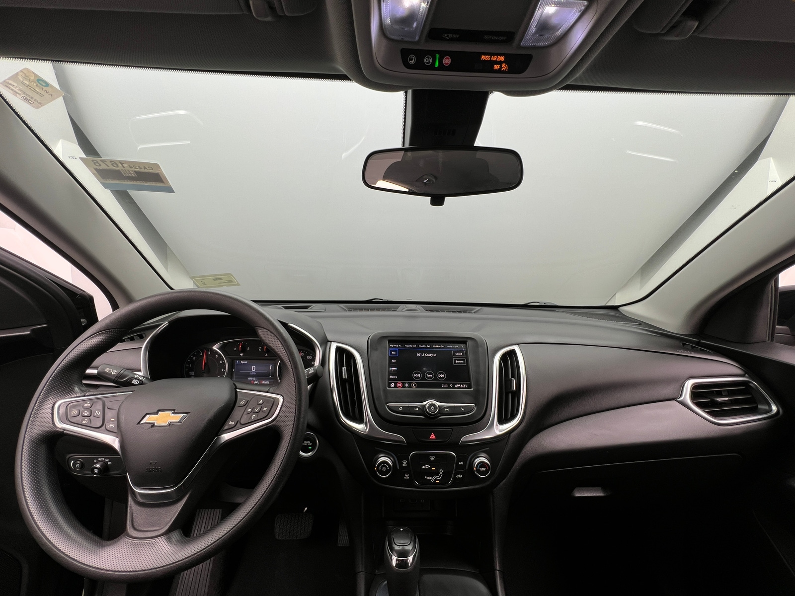 Thumbnail: 2021 Chevrolet Equinox - 3