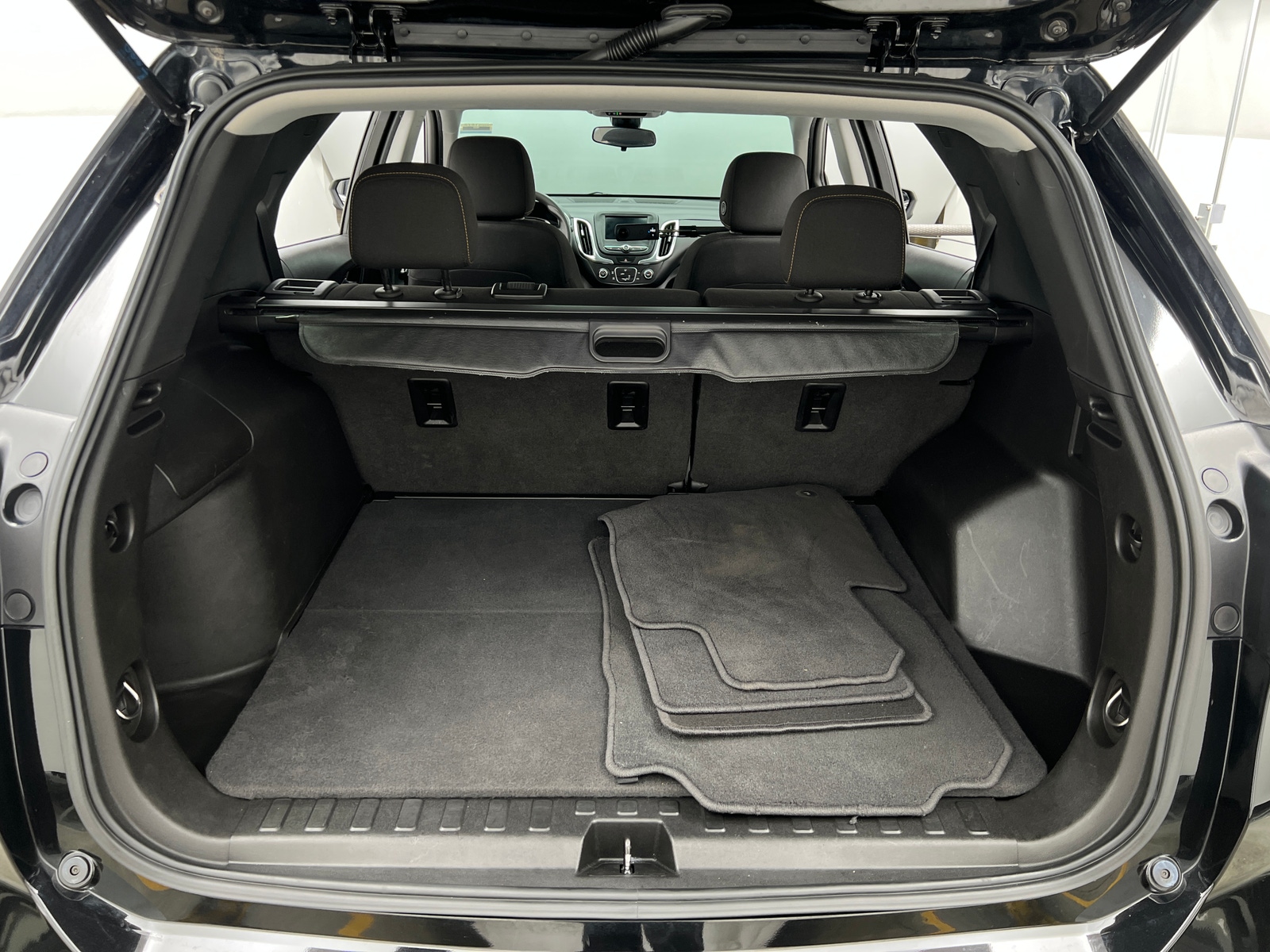 Thumbnail: 2021 Chevrolet Equinox - 7