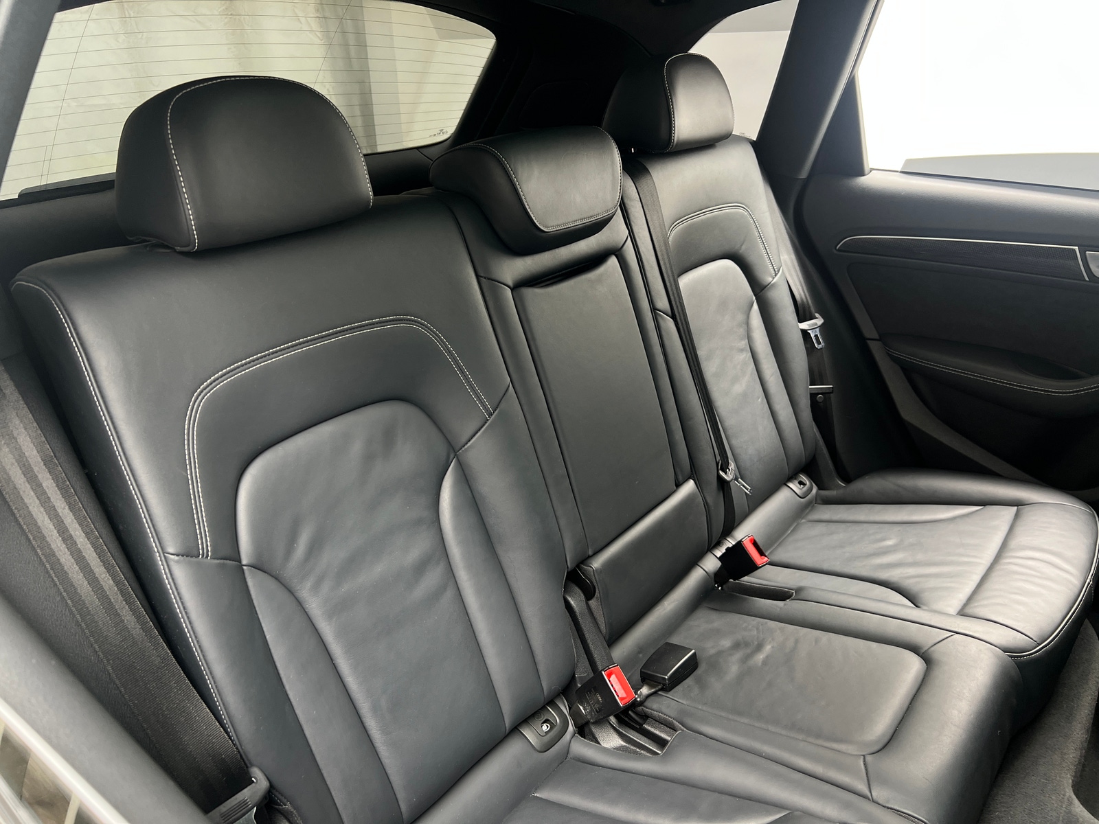 Thumbnail: 2016 Audi SQ5 - 5